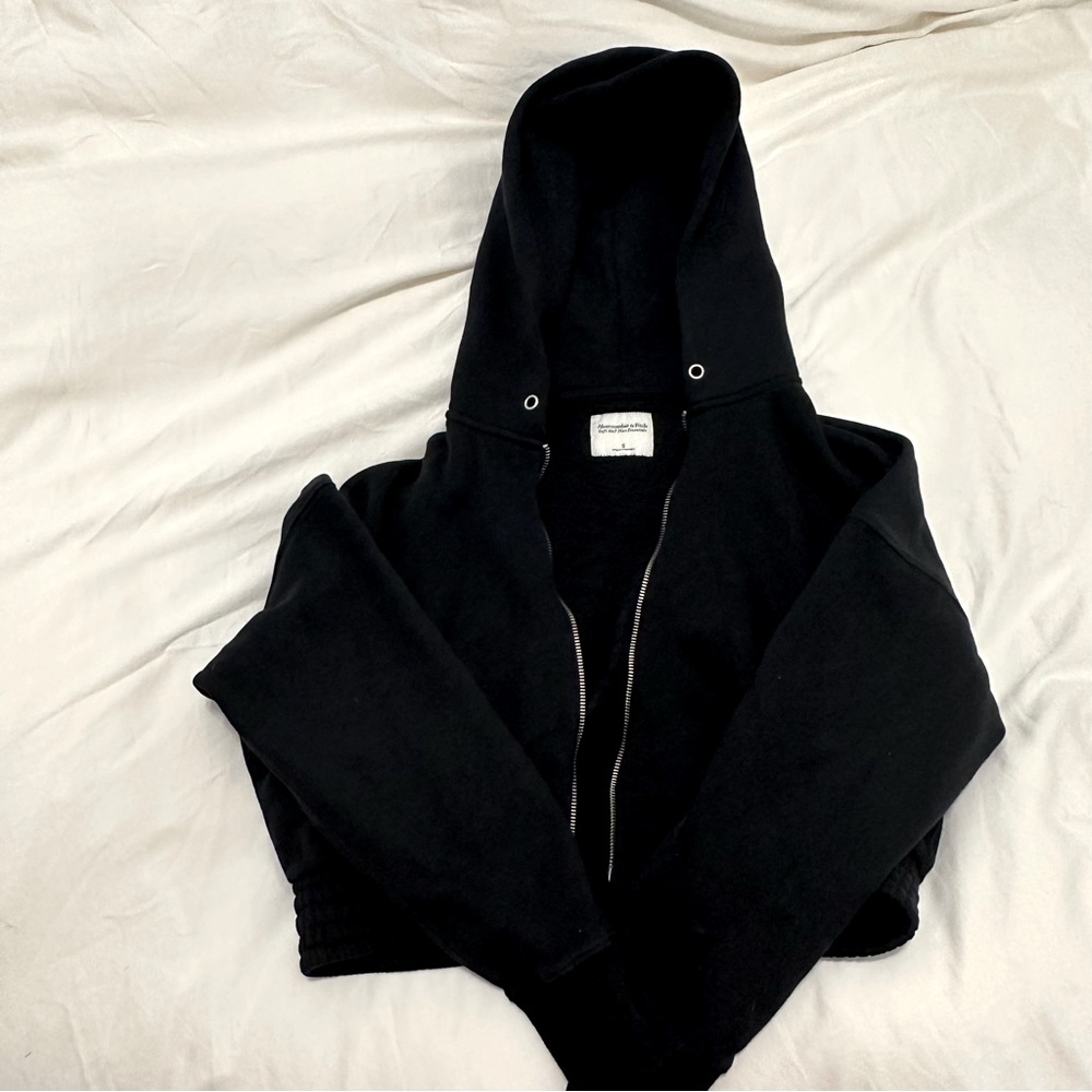 Cropped Abercrombie & Fitch Zip Up Sweatshirt Small